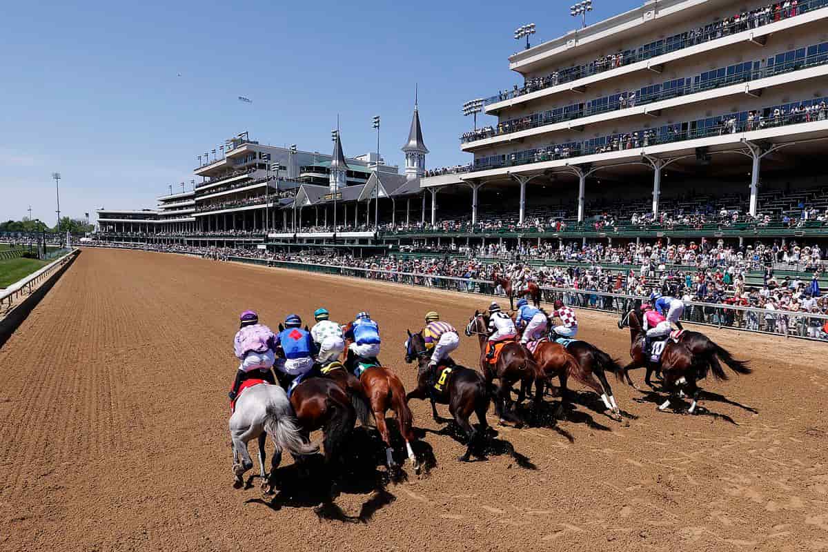 Best Horse Racing Betting Sites in the US - Compare Top Legal Racebooks [cur_year]